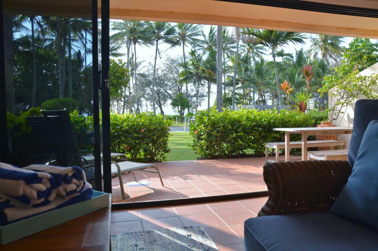 Number 2 On The Beach | Beautiful Beachfront Villa Port Douglas Exteriér fotografie